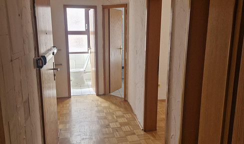 Spacious 4-room apartment in the heart of Offenbach.