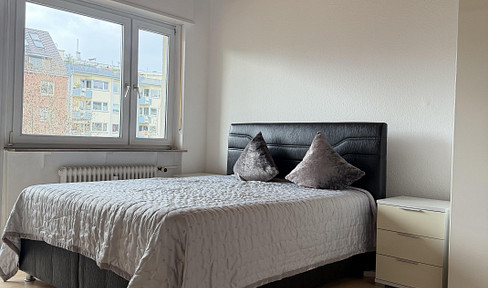 2-room apartment with balcony in a desirable location in Mannheim – charming and partially furnished.