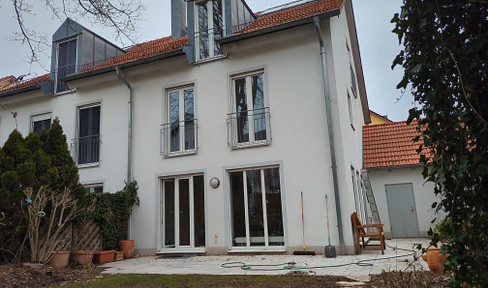 A beautiful, quiet, yet centrally located single-family house with a garden in Erding.