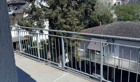 Charming apartment in Frankfurt-Schwanheim – furnished and ideally located with excellent transport links.