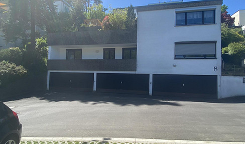 Stylish 3-room apartment in a quiet location in Haueneberstein, recently renovated.