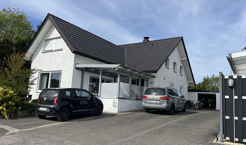 Beautiful, spacious two-family house in the Hagen area.