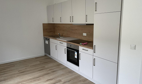 Frisch sanierte 2-Zimmerwohnung mit Einbauküche