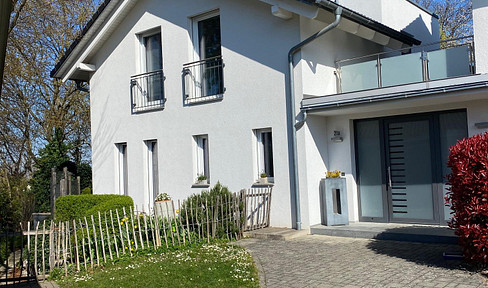 Detached house in Müllheim - modern, open-plan living.