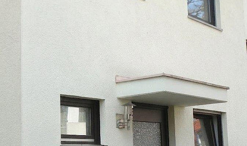 Reihenmittelhaus in Nürnberg-Schweinau in ruhiger zentraler Lage, vermietet -provisionsfrei