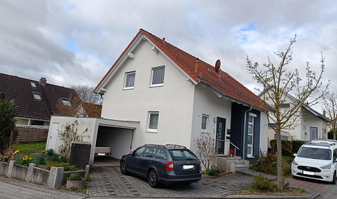 Gepflegtes Einfamilienhaus mit Garten in ruhiger Lage