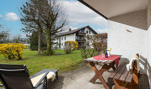 1.5-room apartment with a beautiful private terrace, swimming pool, and sauna.