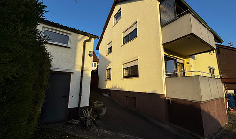 Two-family house in a desirable location in Burgstetten, Burgstall.