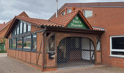 Large sales area with refrigeration facilities, ideal for catering, and highly versatile for various uses.