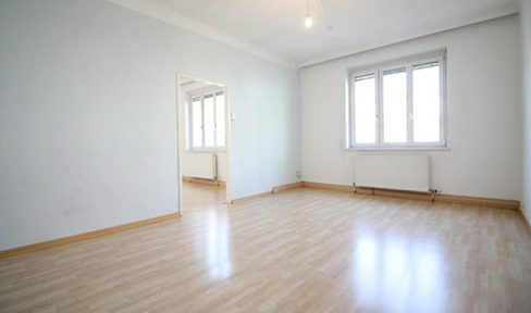 Quiet 2-room apartment near Augarten and Karmelitermarkt – 57 m² – available immediately.