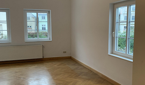 Charming, renovated apartment in the old rectory of the historic small town of Tribsees.