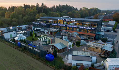 Commercial space in the Braak exhibition center – versatile and adaptable!