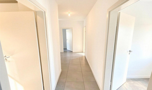 Charmante Dachgeschosswohnung (3 Zimmer) mit Balkon in Oberhausen-Bermensfeld