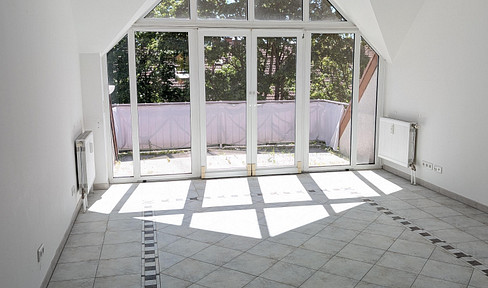 Living at the foot of history: A bright and spacious maisonette apartment in Bad Homburg.