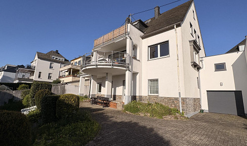 2 rooms, kitchen, bathroom – suitable for a single person or a couple.