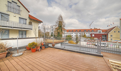 Kernsanierte, hochwertige 4-Zimmer-Wohnung mit großer Dachterrasse im Zentrum von Fürstenfeldbruck