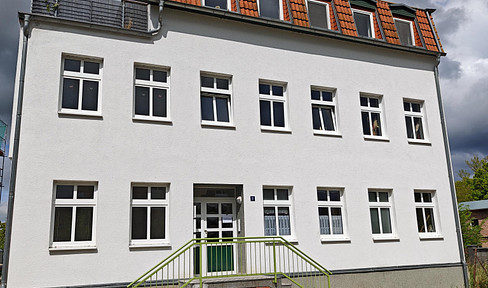 Helle 2-Zimmer-Wohnung in Eldena – Balkon, saniertes Bad, Stellplatz inklusive