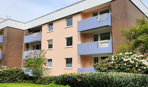 Beautiful 3-room apartment with a balcony and parking space in Rendsburg.