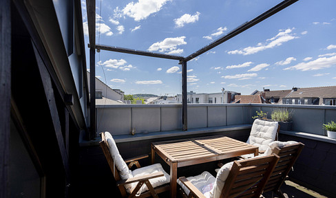 Charmante Wohnung - Dachterrasse, Kamin, Garage