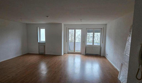 Schöne 2 Zimmerwohnung im 1.OG in Singen, Überlinger Str. 59