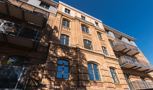 Ground-floor apartment with 4 rooms, 93.2 m², suitable for seniors, located in Buckau – exceptionally well-equipped.
