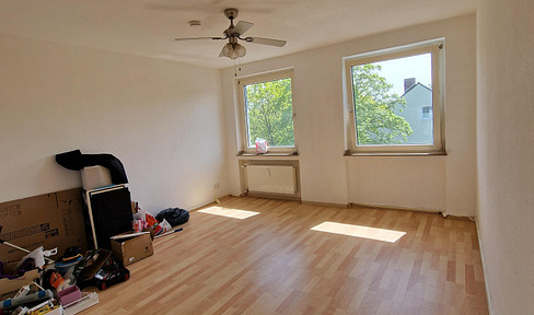 Helle 2-Zimmer-Wohnung mit Balkon und schönem Ausblick ins Grüne