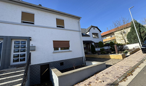 Charming detached house in a quiet location, perfect for a DIY enthusiast.