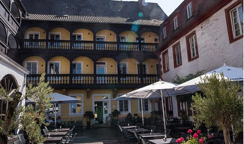 Hotel/Restaurant in a prime location in Landau.