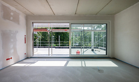 Wohnen über den Dingen – exklusives Penthouse mit Dachterrasse und traumhaftem Waldblick