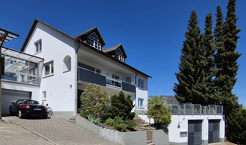 Außergewöhnliches Mehrfamilienhaus mit Aussicht und Ausblick
