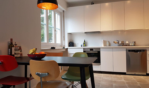 traumhafte 3,5 Zimmer Wohnung - renoviert - am Rande des Nibelungenviertels - WG-geeignet