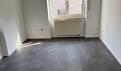 Renovated 3-room apartment in the Old Town - Please read the entire ad!