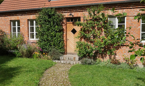 Exclusive house in a picturesque setting.