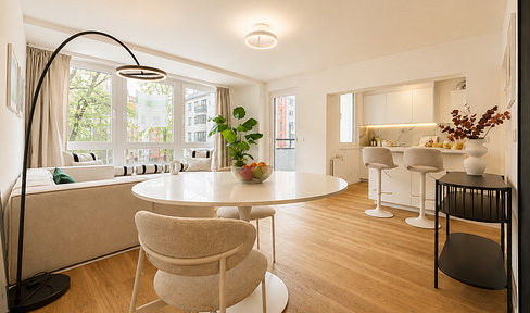 Modernized 1-room apartment with balcony, available for the first time after renovation!