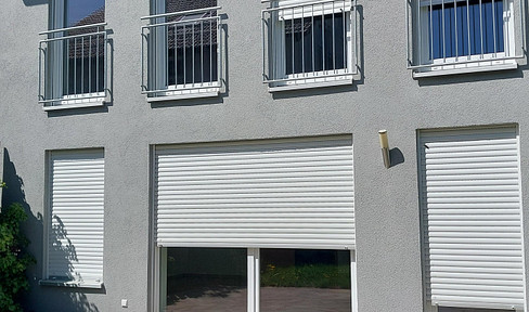 *EINZIEHEN & WOHLFÜHLEN* 5,5 Zimmer D H H* RUHIGE & SONNIGE 1 a LAGE* an max. 4 Personen*