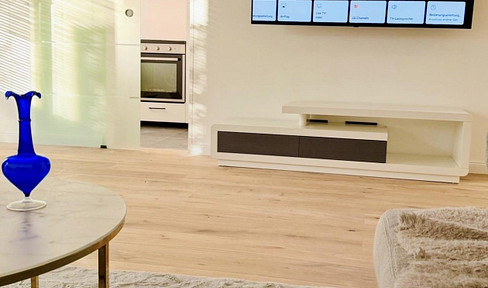 Completely renovated 1.5-room apartment in the western part of Hamburg.