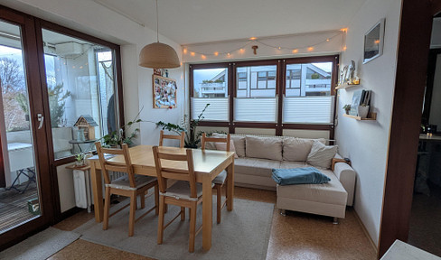 2,5 Zi.-Wohnung, 65m², Balkon, TG-Stellplatz von privat zu verkaufen