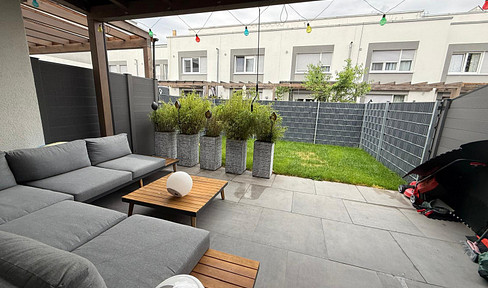 Spacious townhouse - 2 gardens + rooftop terrace.