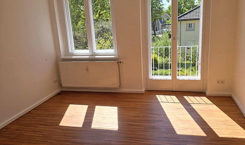 Hochwertige 4,5-Zimmer-Wohnung im 1. OG im beliebten Teltow-Seehof nahe S-Bhf. Lichterfelde