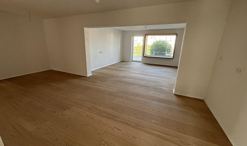 Completely renovated luxury apartment (A+): Accessible ground-floor apartment with a 40m² terrace and private garden in Haslach.