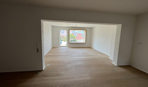 A+ Traumwohnung mit Garten: barrierefreies Wohnen auf Neubau-Niveau mit PV & Wärmepumpe