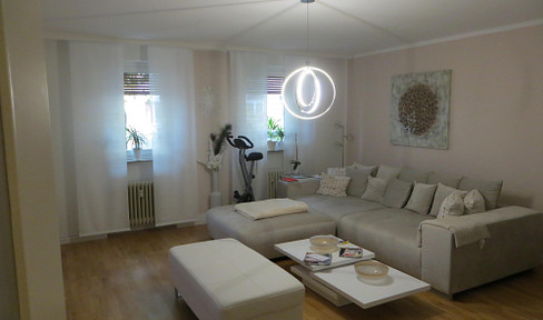 Nibelungenviertel! 2-room apartment - 70 sqm - quiet - central location - bathroom with natural light.