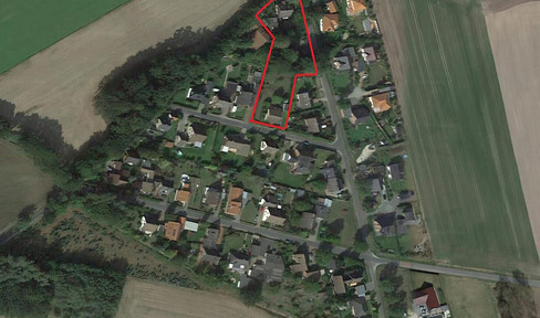 Großzügiges Anwesen mit 4 Häusern + Bauplatzoption auf ca. 4.025 m²