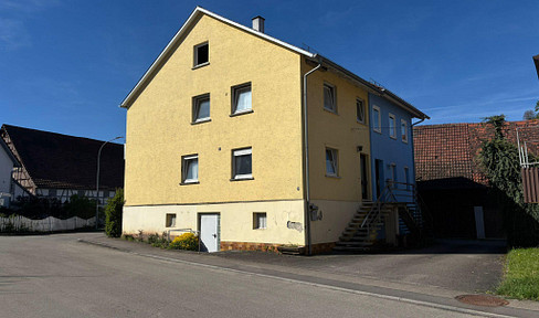 Doppelhaushälfte mit Scheune, Garage & großem Garten in Unterheimbach
