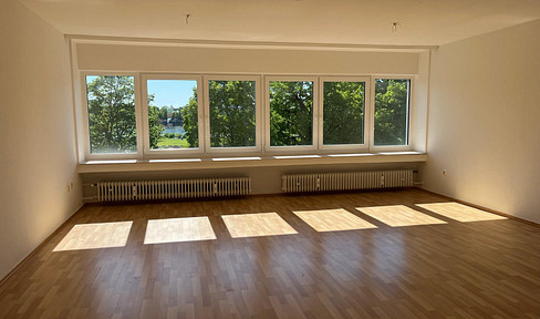 Beautiful 3-room apartment with a view of the Rhine!