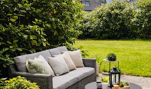Apartment with a terrace and underground parking in Blankenese.