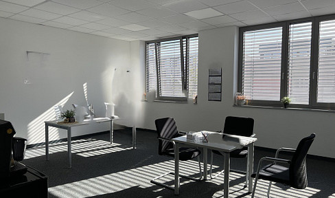 Two bright offices available for rent in Berlin-Adlershof – can be rented individually or together.