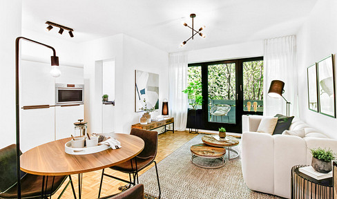 Design gem in Münster: Apartment available immediately, newly renovated, with parking space.