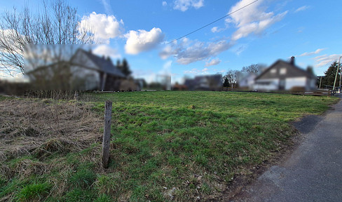 Naturnah bauen, ruhig wohnen – erschlossenes, ebenes Baugrundstück in schöner Ortsrandlage