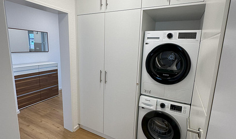 Moderne Wohnung nach Kernsanierung EBK möbliert Stellplatz
